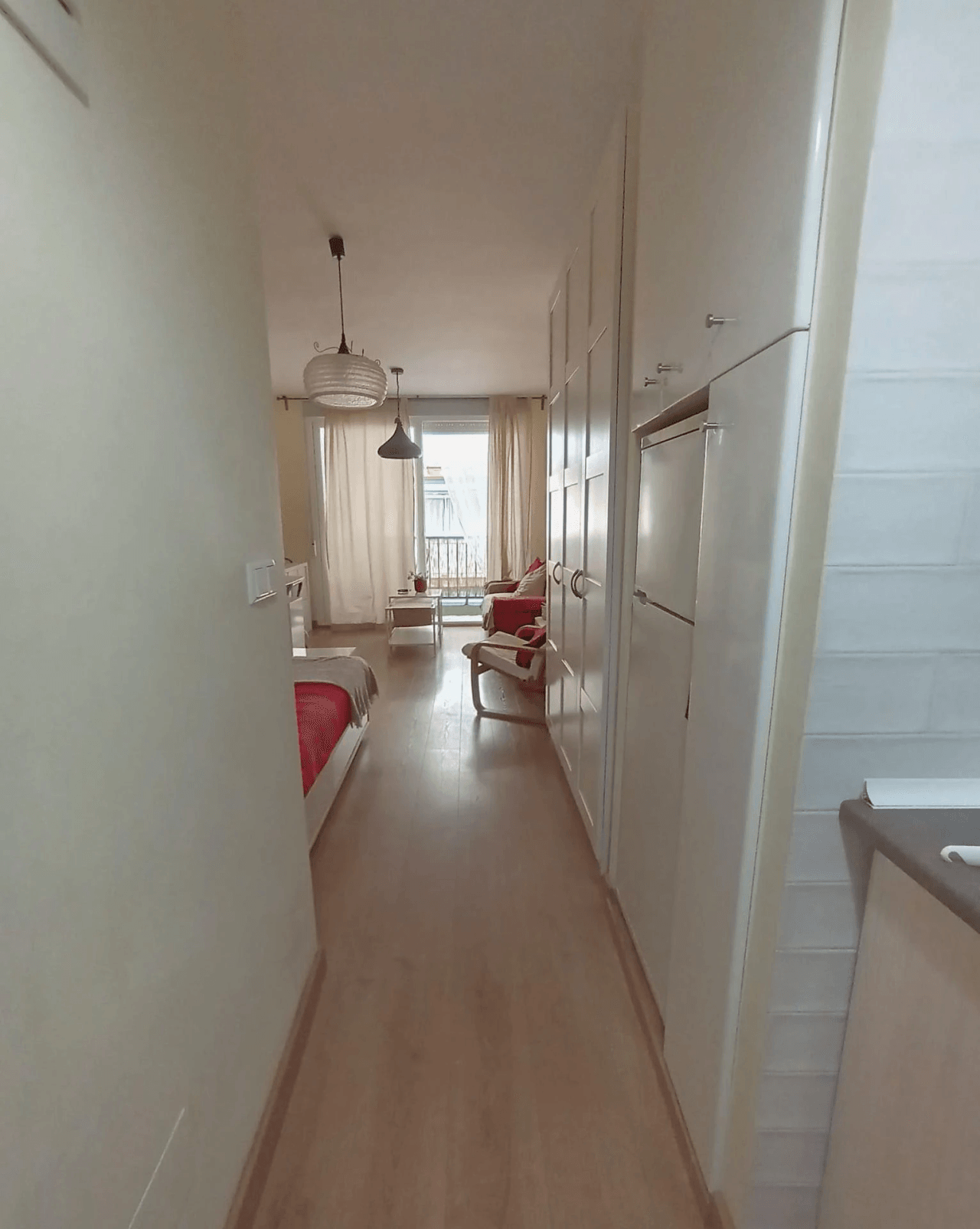 Välutrustad lägenhet i 2:a raden av stranden