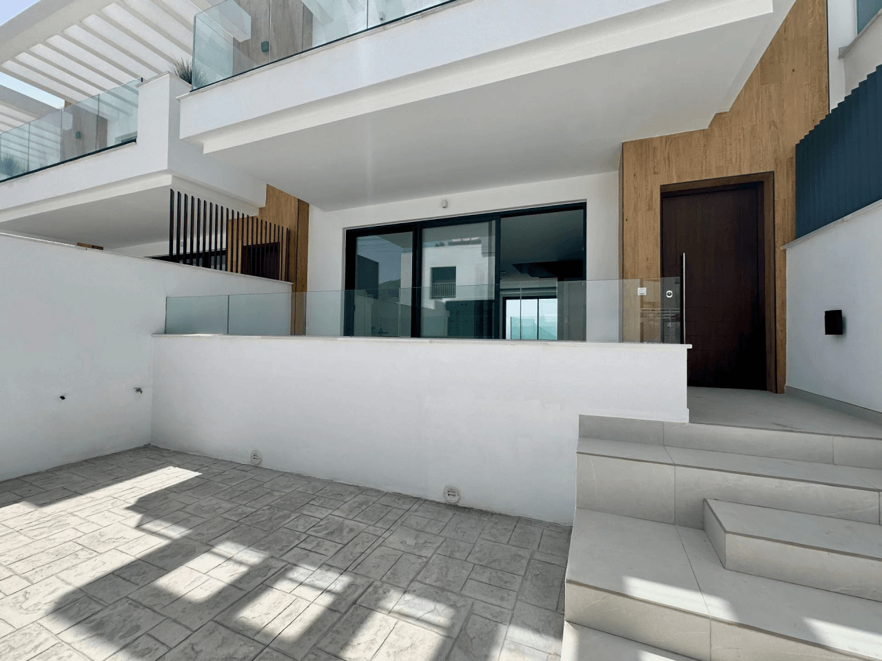 Lyxvillor med fantastisk havsutsikt i Torreblanca – Endast 2 kvar