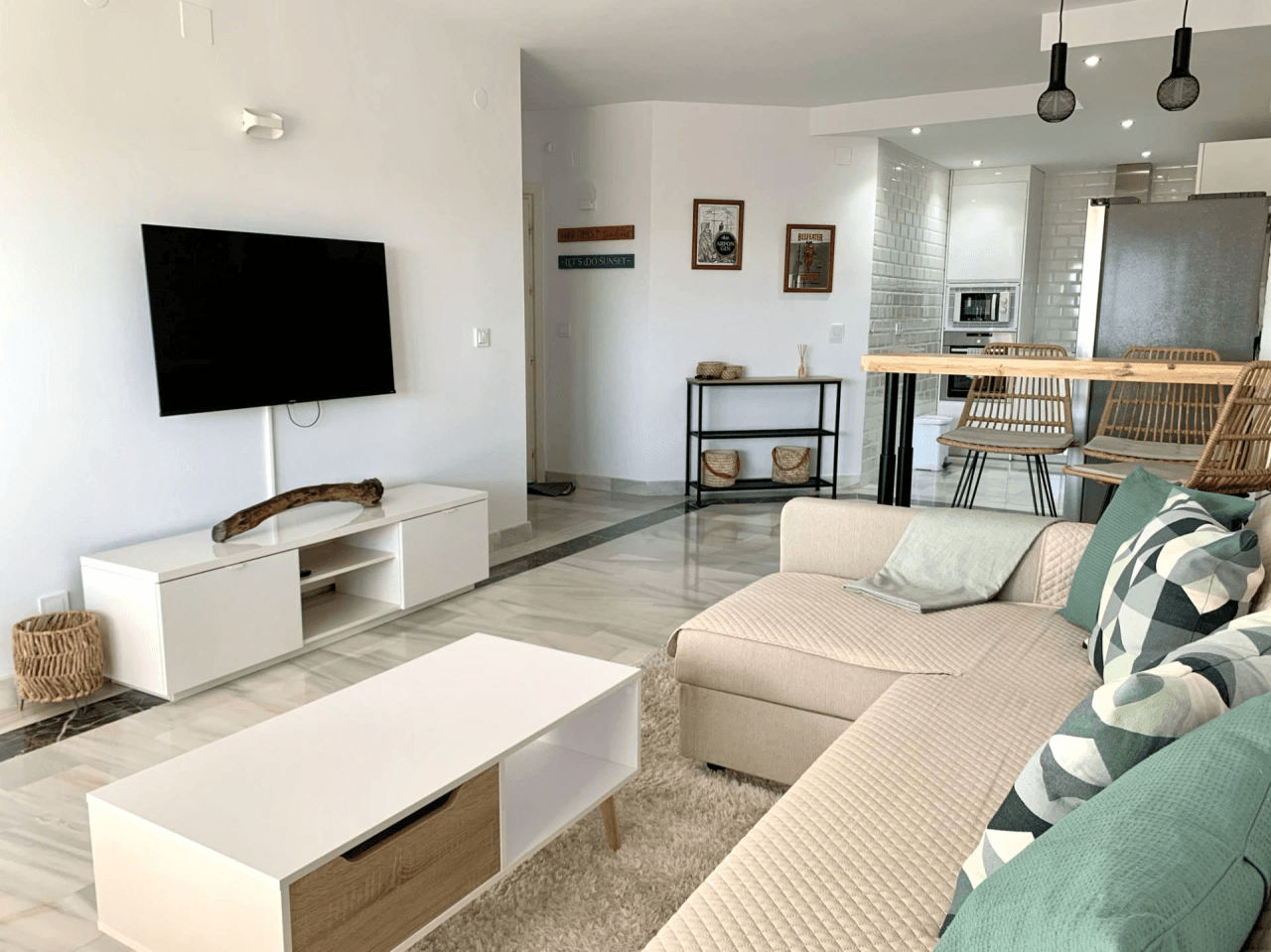 Renoverad lägenhet med havsutsikt