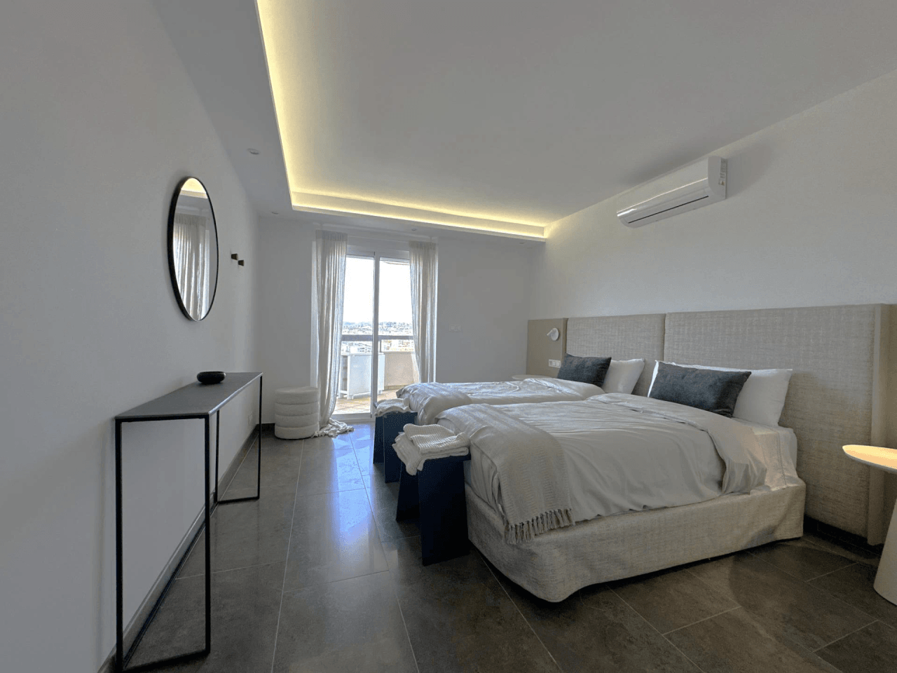 Apartamento muy amplio en Los Pacos con vistas al mar