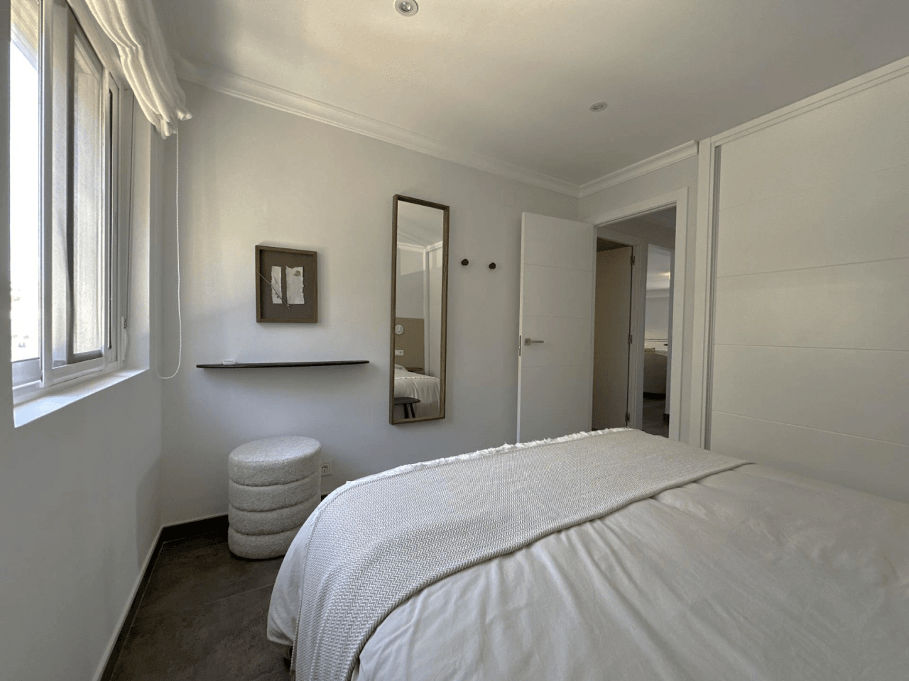Apartamento muy amplio en Los Pacos con vistas al mar
