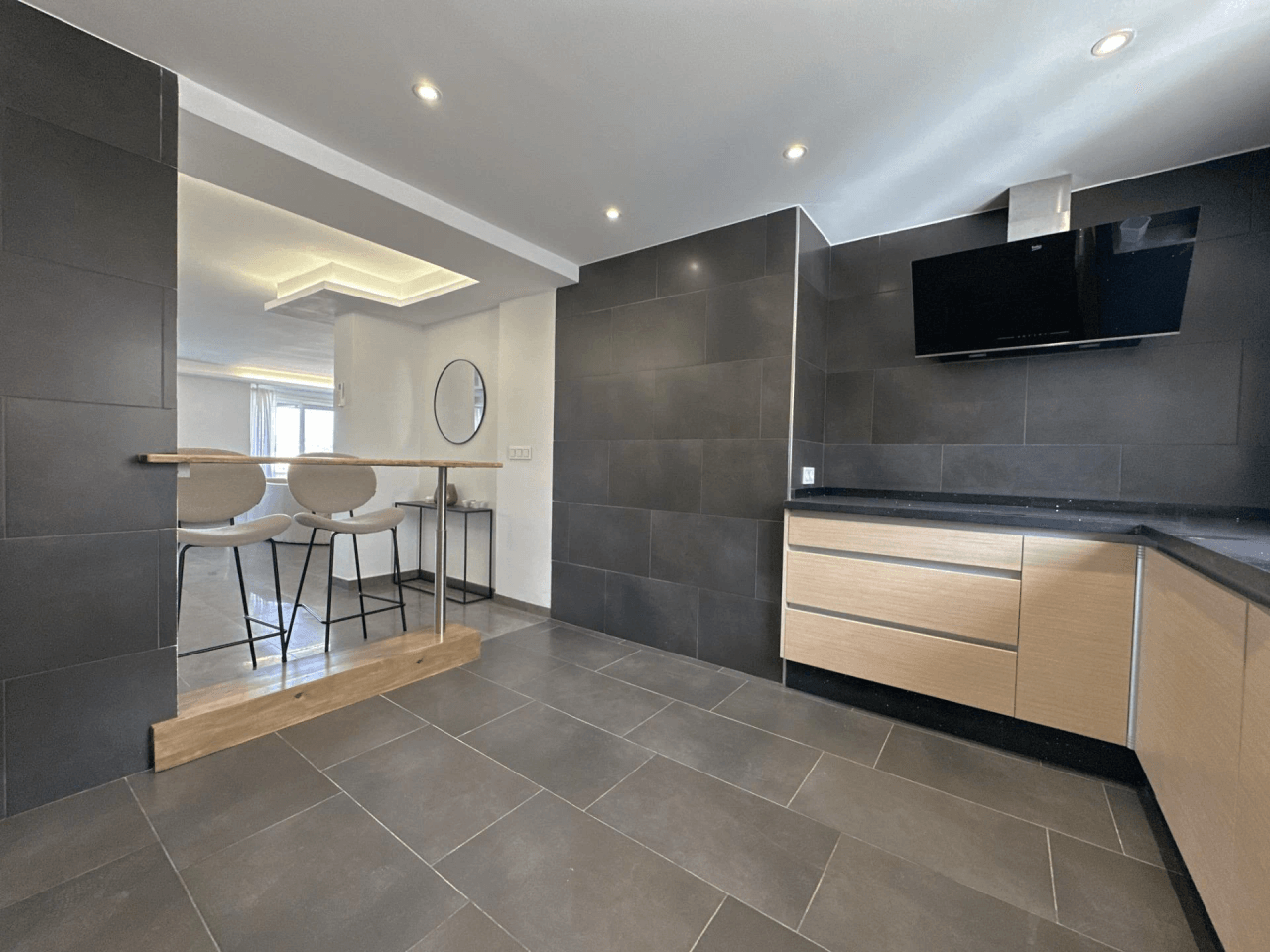 Apartamento muy amplio en Los Pacos con vistas al mar