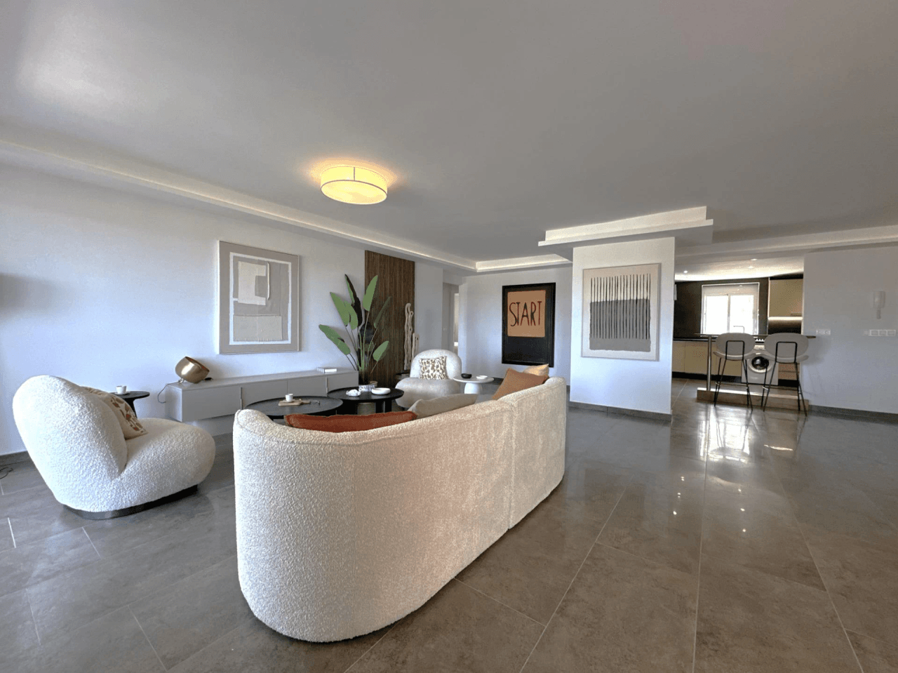 Apartamento muy amplio en Los Pacos con vistas al mar
