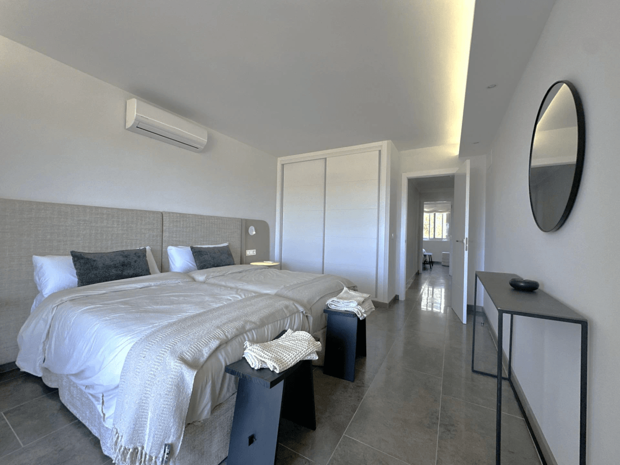 Apartamento muy amplio en Los Pacos con vistas al mar