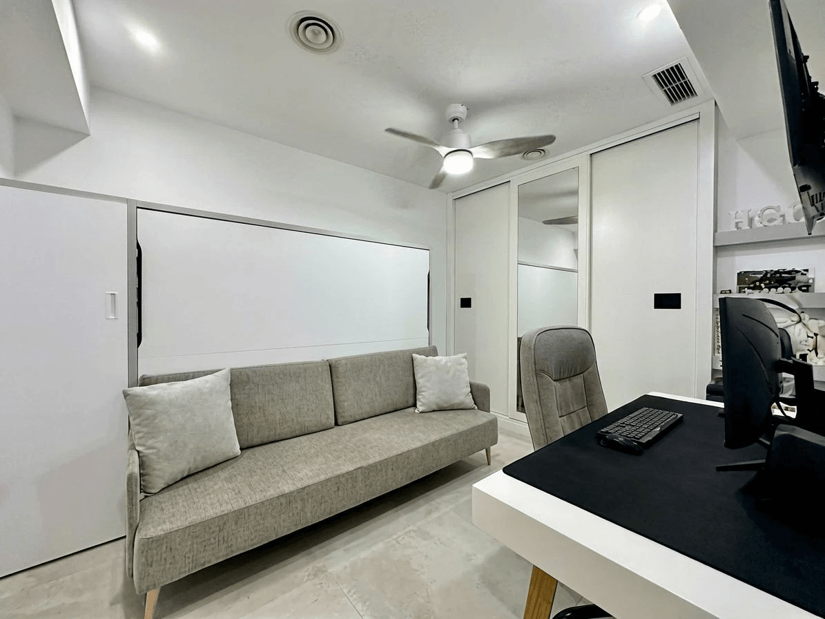 IMPRESIONANTE APARTAMENTO EN EL BAJONDILLO CON GRAN TERRAZA Y PISCINA.
